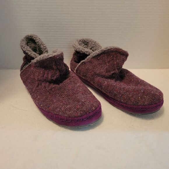 LL Bean Women's‎ Dark Plum Polyester Fleece Lined Cozy Slipper Booties Size 8 M - Picture 1 of 9